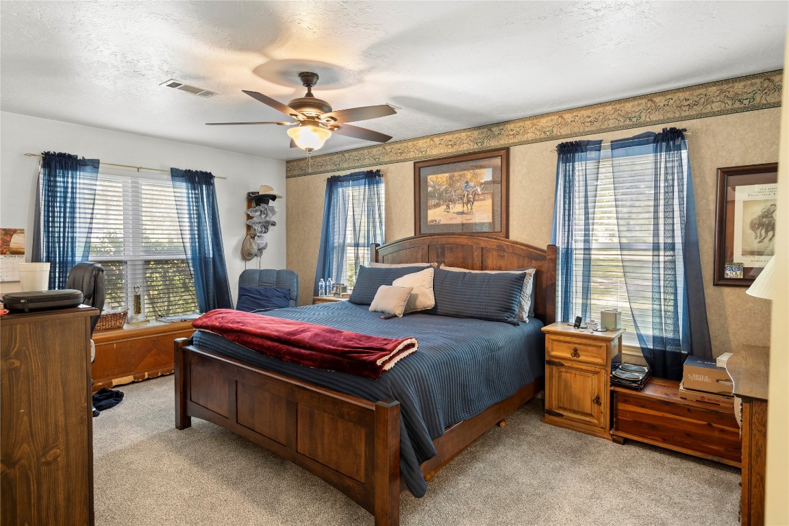 9895 Hickory Ridge Drive Conroe, TX 77303 - Photo 15 of 50