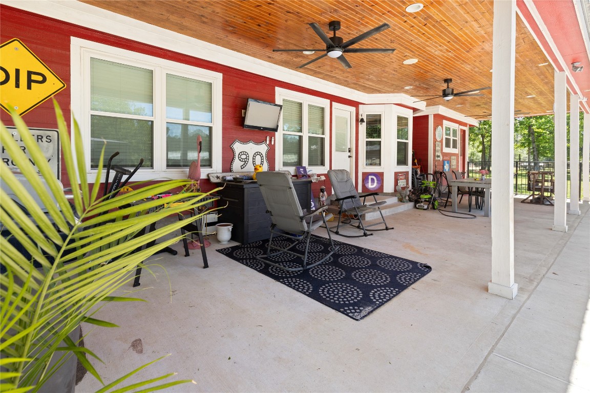 9895 Hickory Ridge Drive Conroe, TX 77303 - Photo 24 of 50