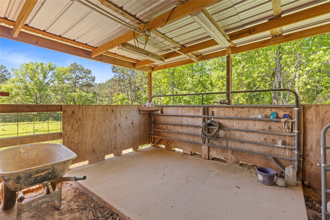 9895 Hickory Ridge Drive Conroe, TX 77303 - Photo 35 of 50