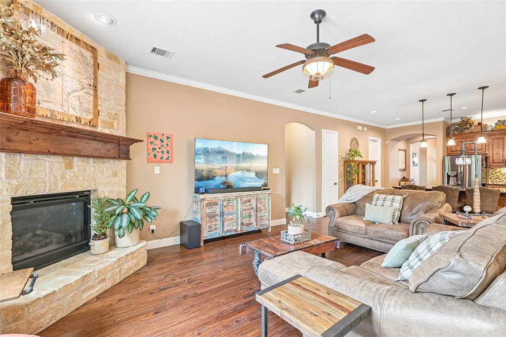 10181 Soledad Road Frisco, TX 75035 - Photo 7 of 40