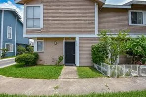 $1,500 | 8405 Wilcrest Drive, Unit 2700, Houston, TX 77072
