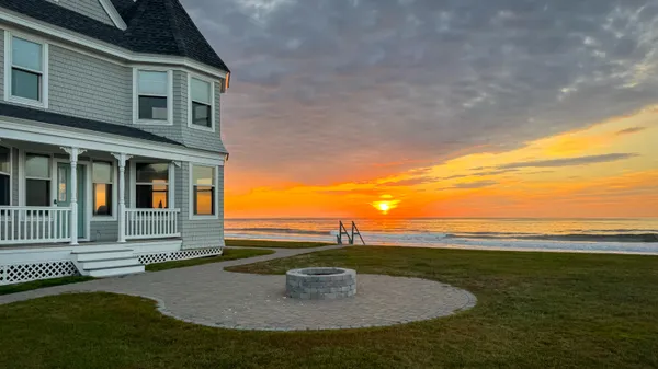 $2,750,000 | 69 Fortunes Rocks Road, Biddeford, ME 04005