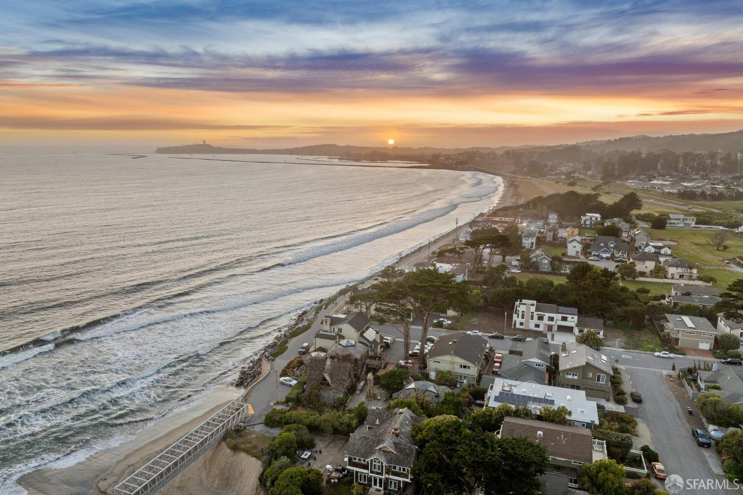 445 Mirada Road Half Moon Bay, CA 94019 - Photo 9 of 17