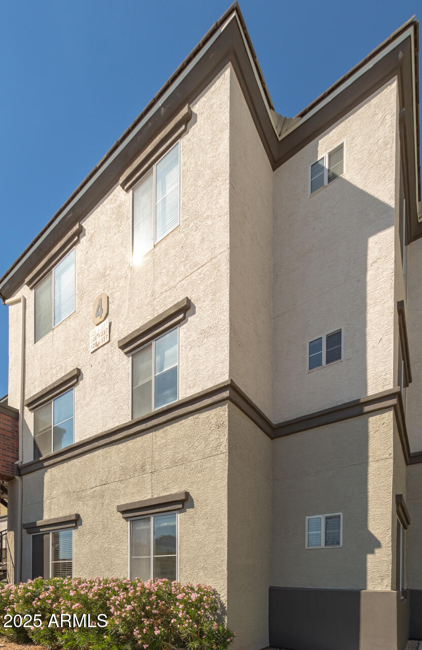 3302 North 7th Street, Unit 137 Phoenix, AZ 85014 - Photo 4 of 23 01 - 7th