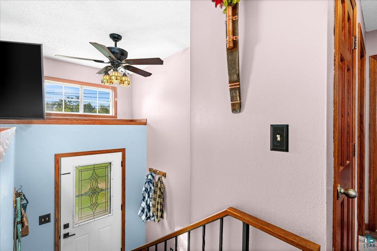1919 West Arrowhead Road Duluth, MN 55811 - Photo 9 of 39 Gallery Image 9