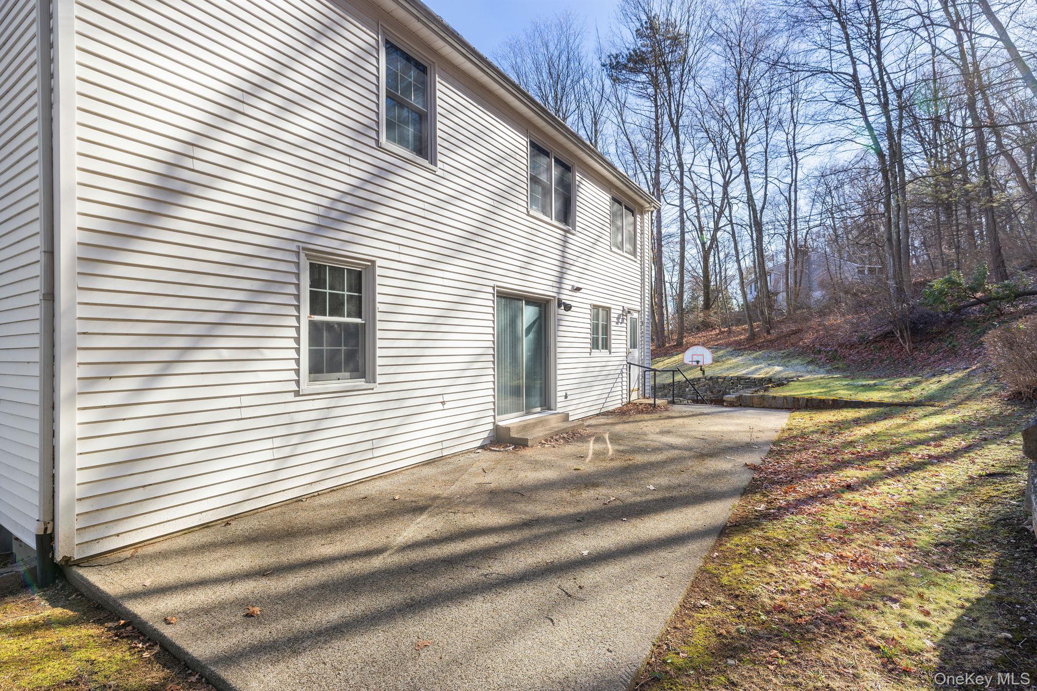 46 Nursery Road Tuxedo Park, NY 10987 - Photo 33 of 42