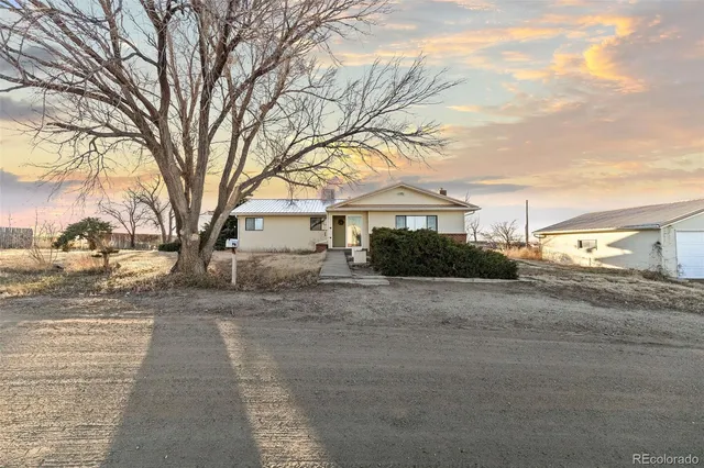 $289,000 | 470 Vine Street, Deer Trail, CO 80105