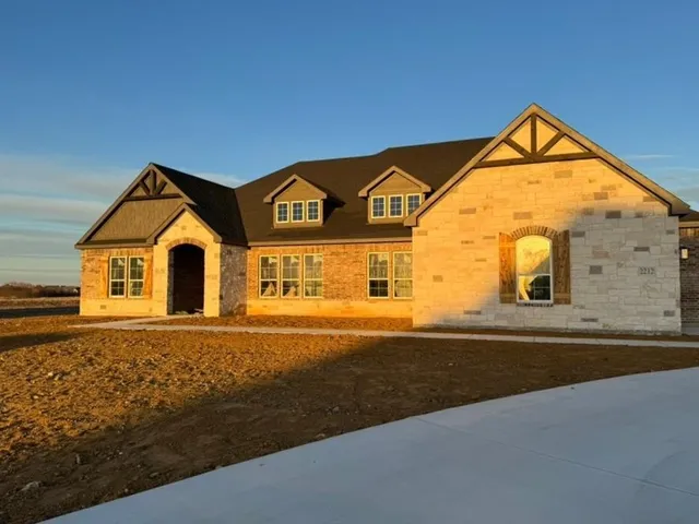 $749,980 | 2212 Continent Court, Krum, TX 76249