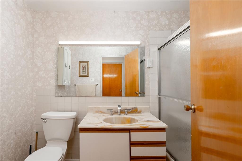 310 Ilex Drive Pittsburgh, PA 15237 - Photo 17 of 34