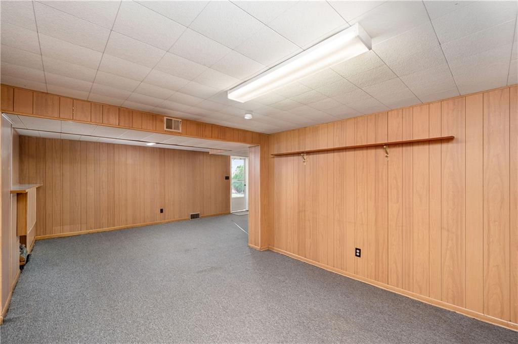 310 Ilex Drive Pittsburgh, PA 15237 - Photo 19 of 34