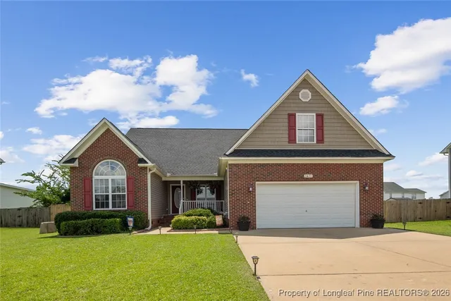 $292,900 | 1411 Seabiscuit Drive, Parkton, NC 28371