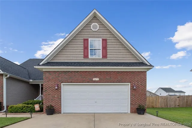 $292,900 | 1411 Seabiscuit Drive, Parkton, NC 28371