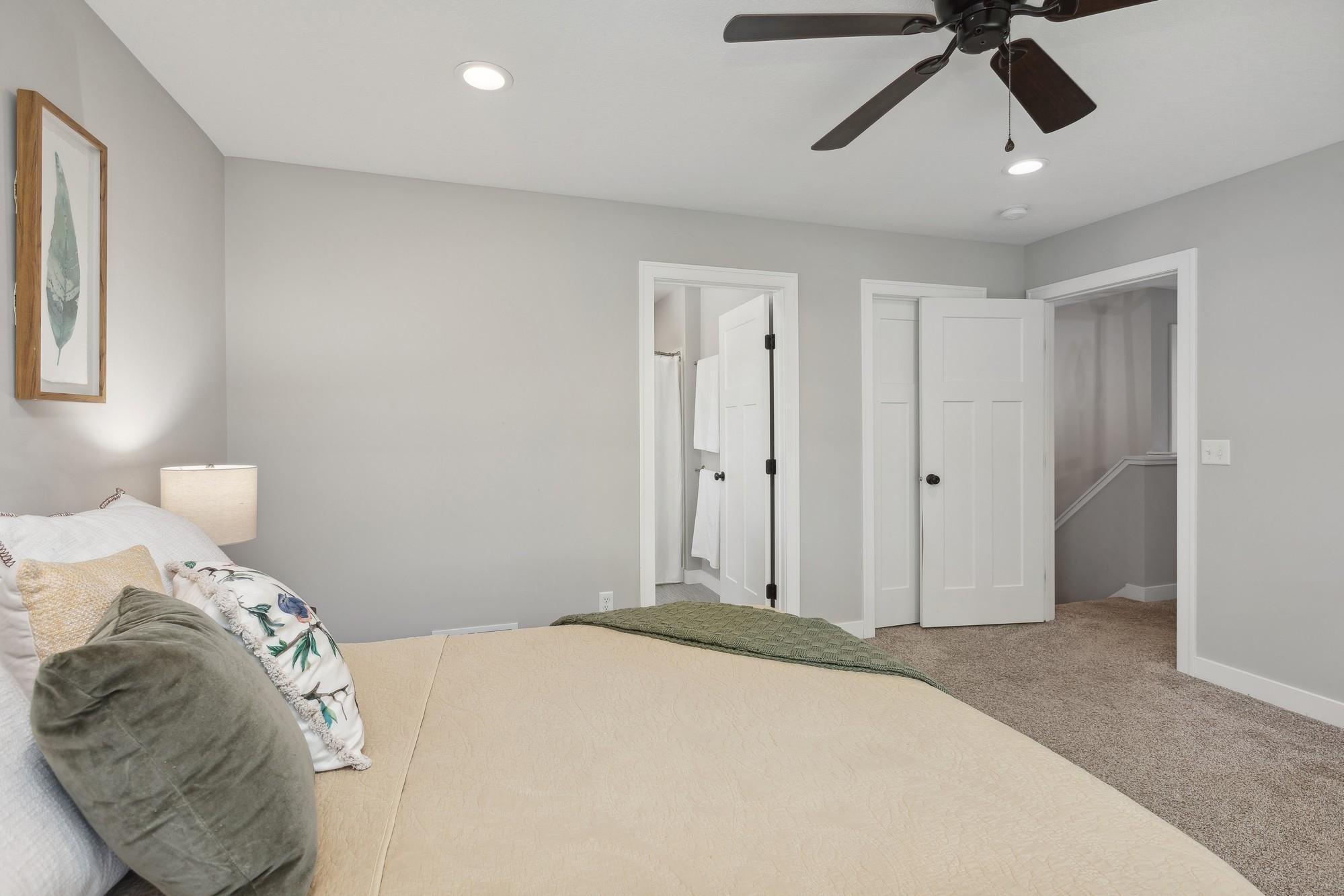 942 Alexander Road Hudson, WI 54016 - Photo 12 of 40 Gallery Image 12