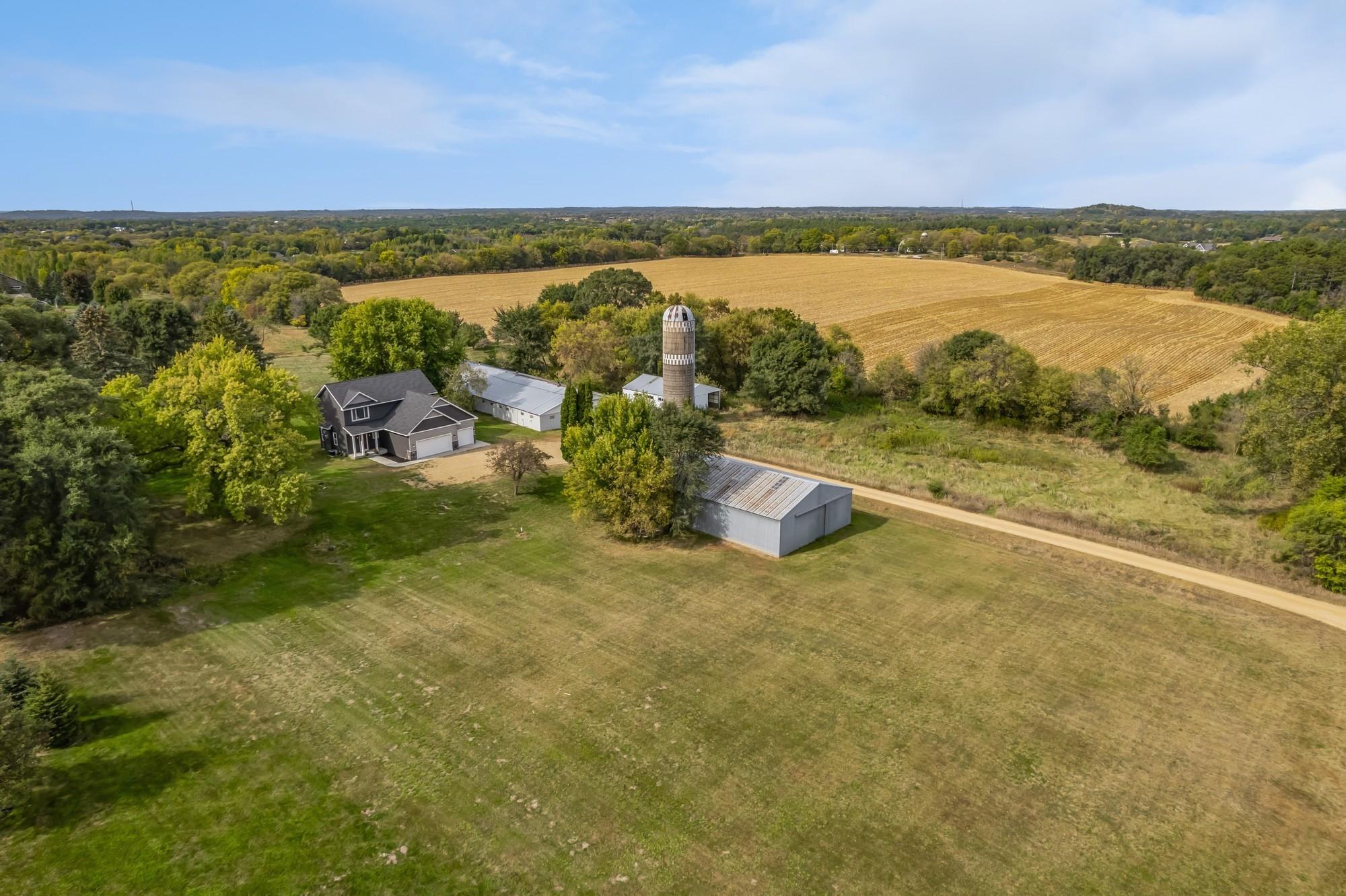 942 Alexander Road Hudson, WI 54016 - Photo 19 of 40 Gallery Image 19