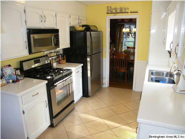 5031 Indian Valley Road Birmingham, AL 35244 - Photo 5 of 19