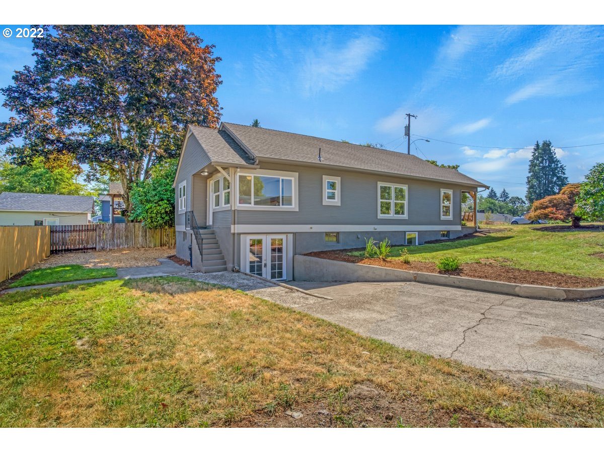 635 Northwest 8th Avenue Camas, WA 98607 - Photo 23 of 27