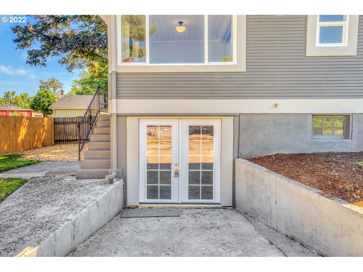 635 Northwest 8th Avenue Camas, WA 98607 - Photo 25 of 27