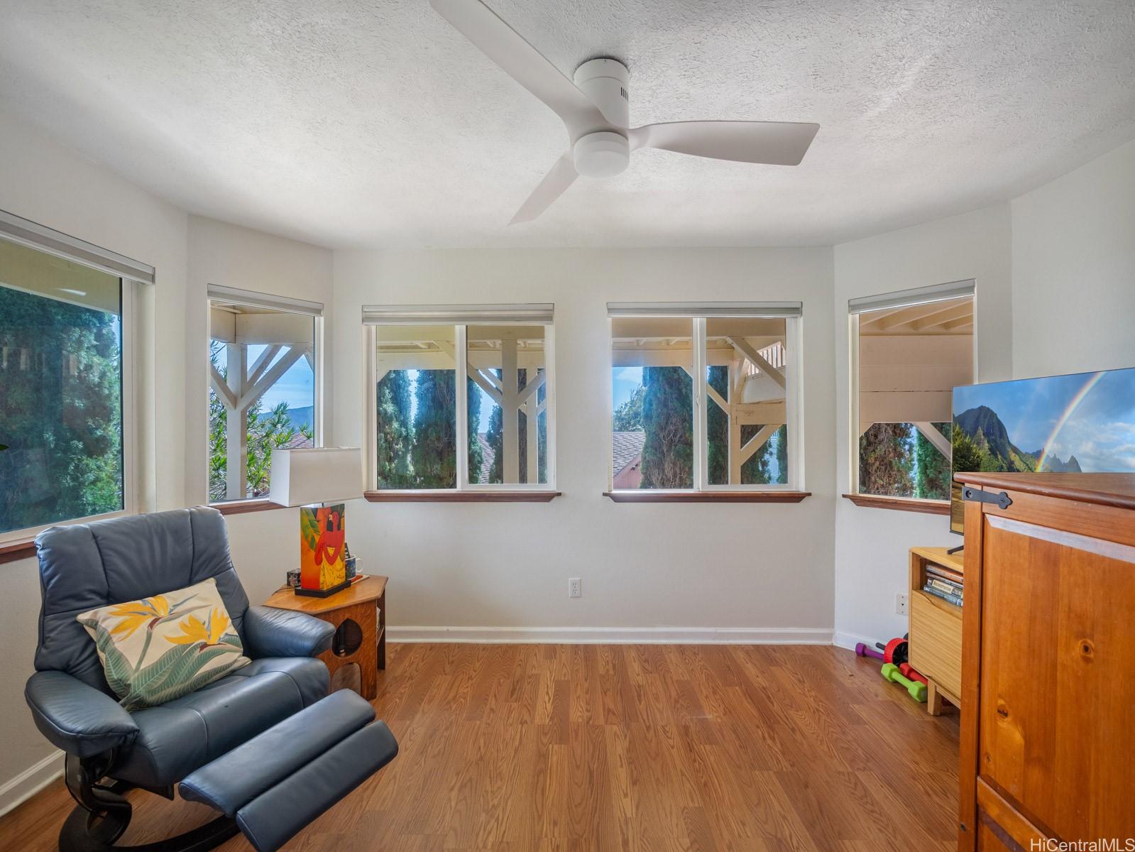 1105 Kaluanui Road Honolulu, HI 96825 - Photo 18 of 25