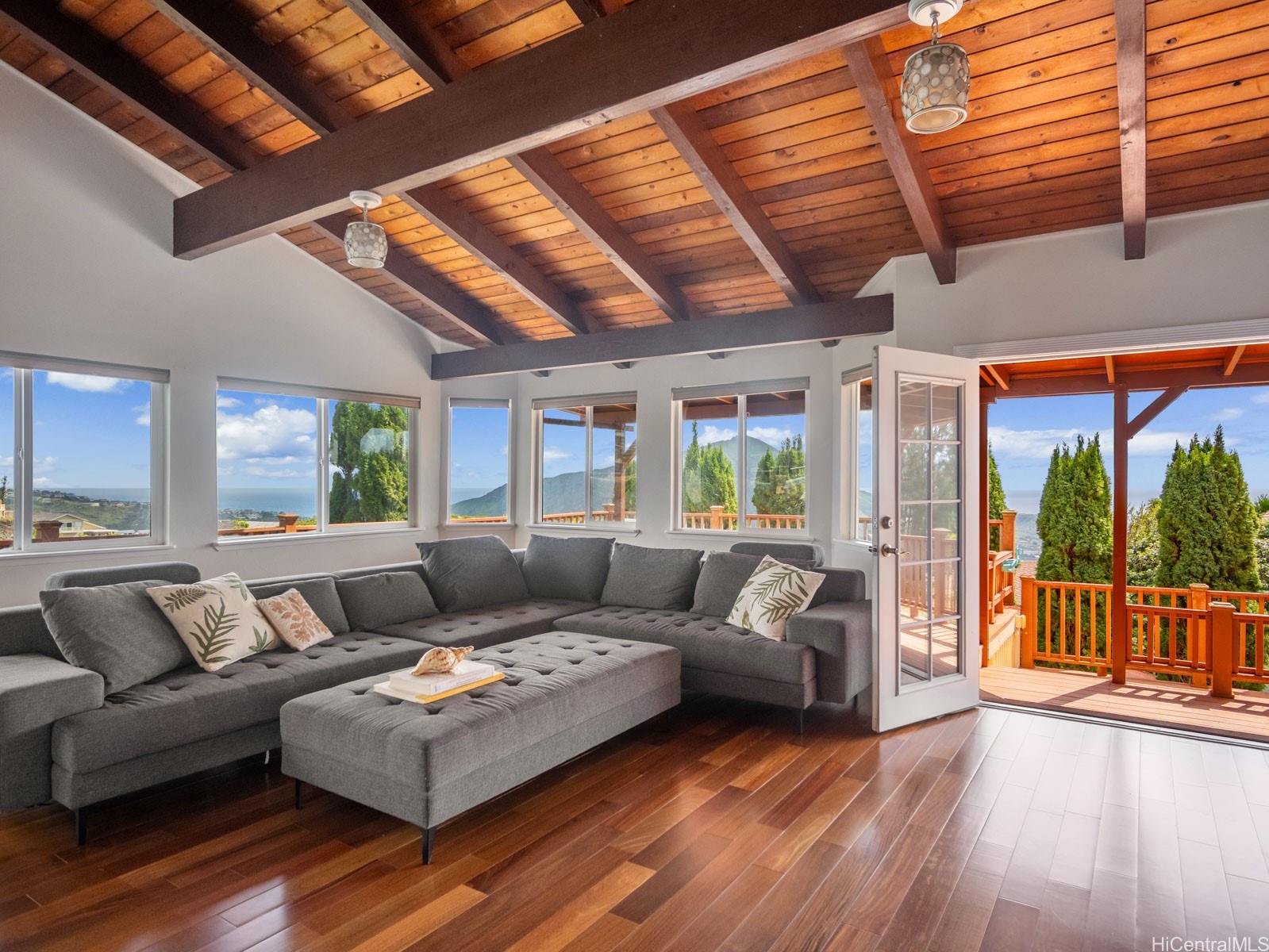 1105 Kaluanui Road Honolulu, HI 96825 - Photo 3 of 25