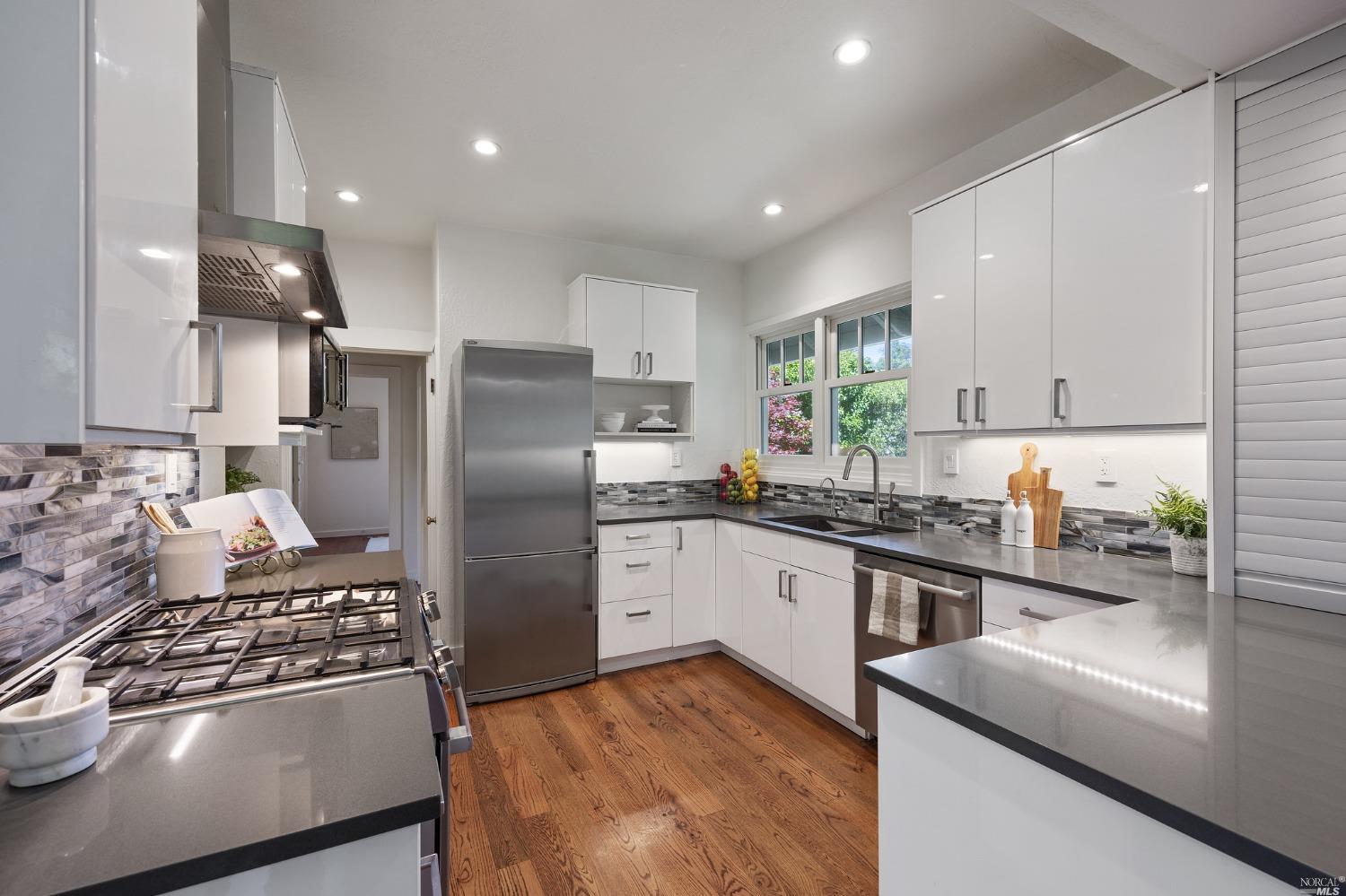 196 Union Street San Rafael, CA 94901 - Photo 33 of 61
