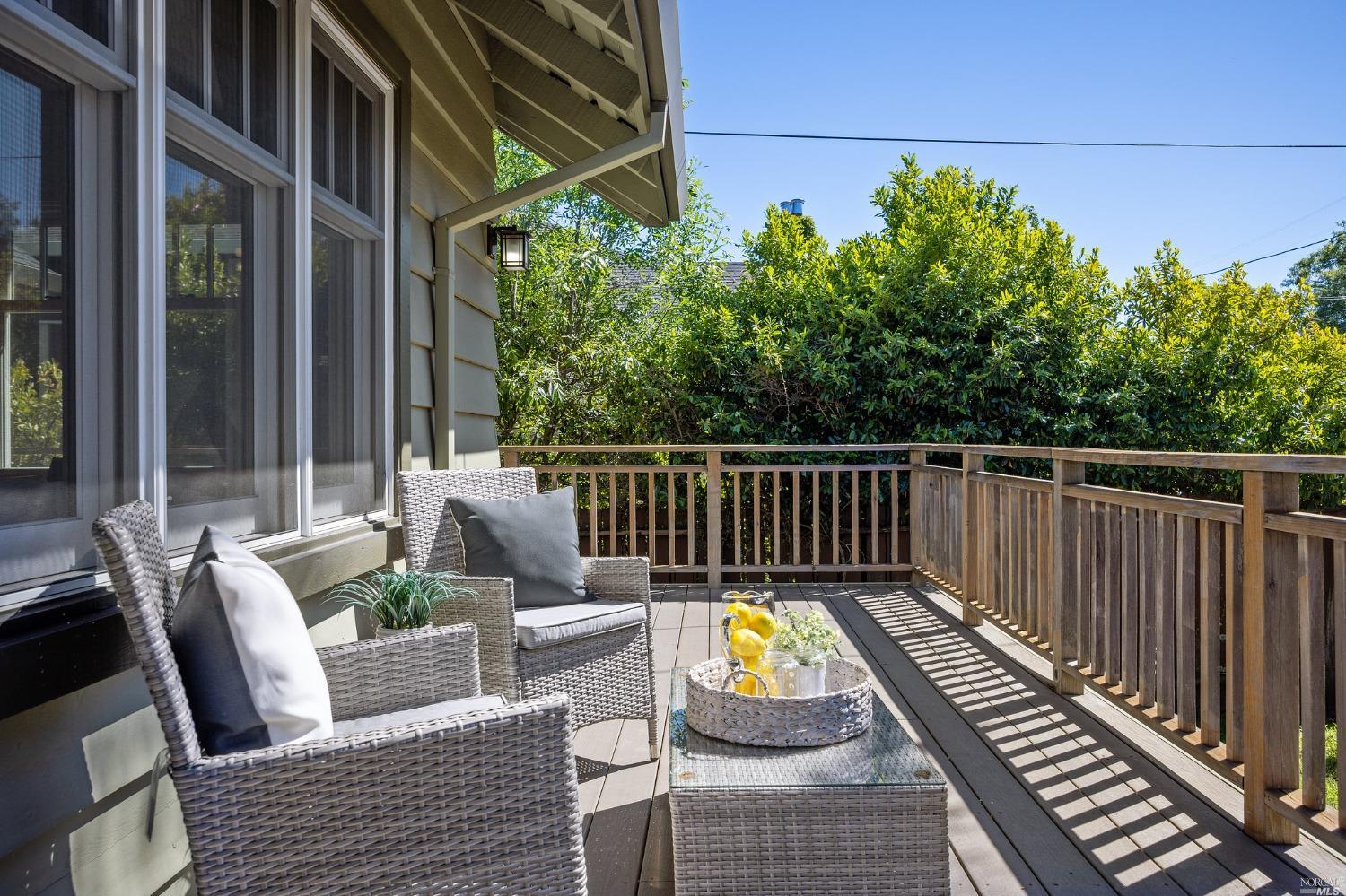 196 Union Street San Rafael, CA 94901 - Photo 8 of 61