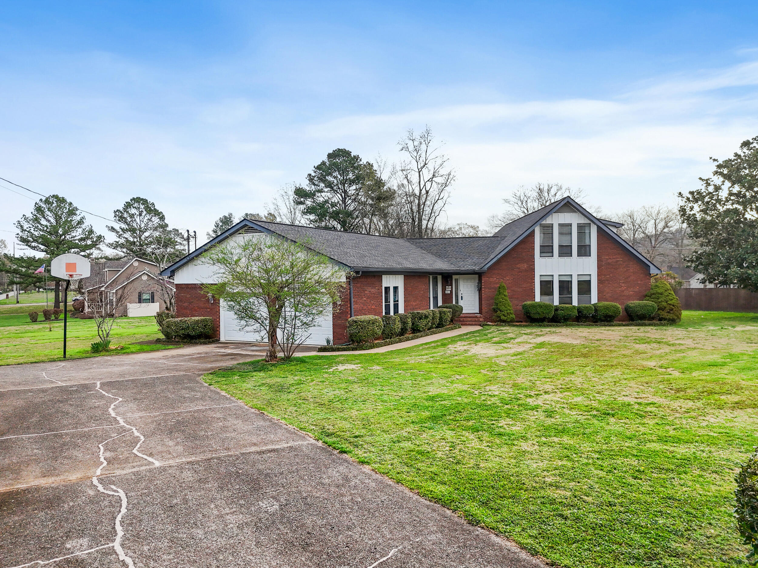 201 Westgate Road Hixson, TN 37343 - Photo 2 of 28 dji_20260311212914_0843_d