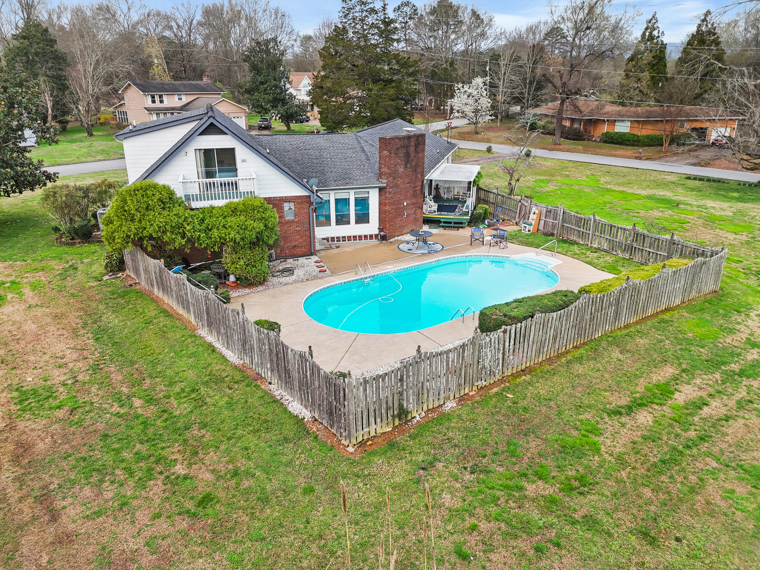 201 Westgate Road Hixson, TN 37343 - Photo 3 of 28 dji_20260311212700_0833_d