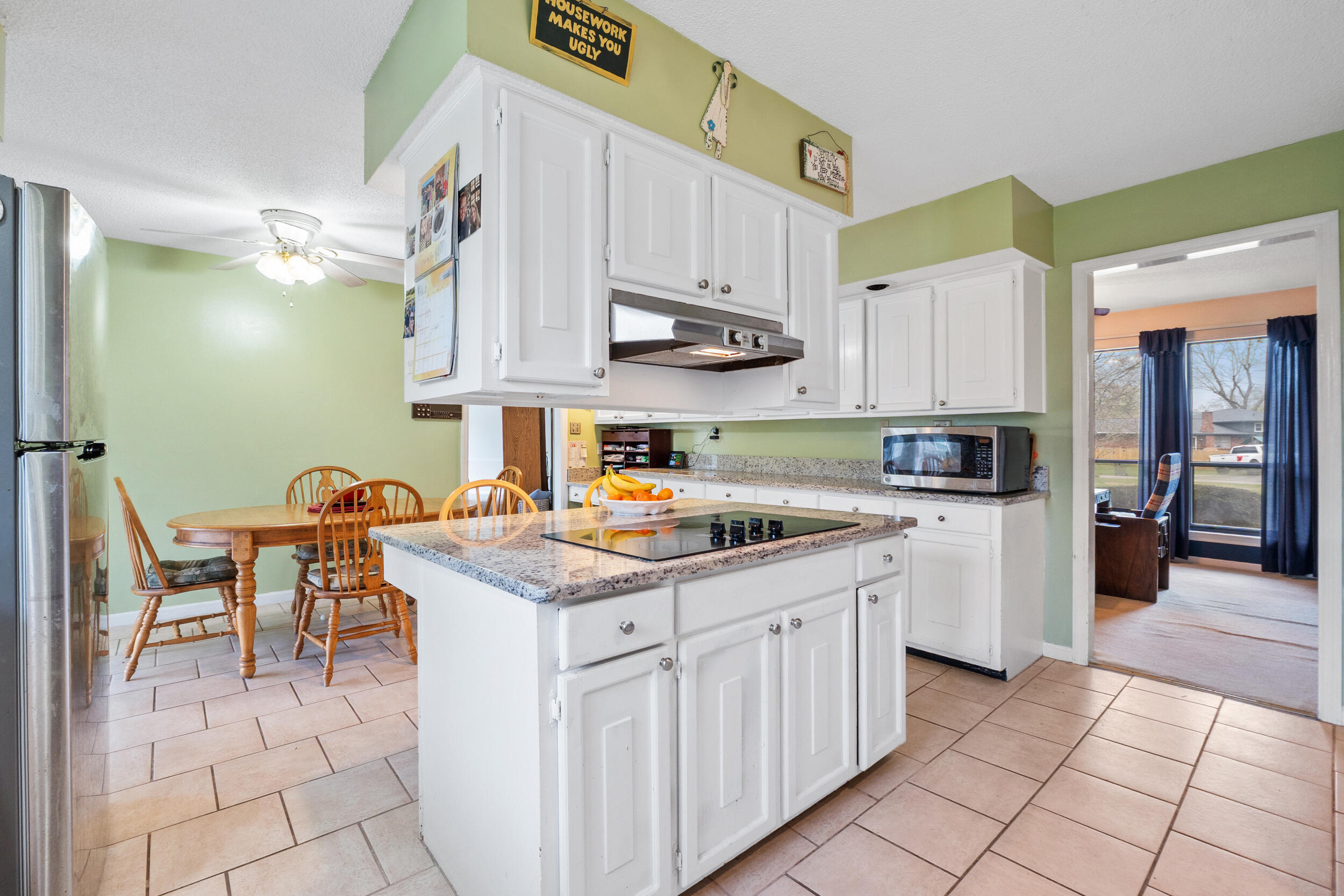 201 Westgate Road Hixson, TN 37343 - Photo 6 of 28 dsc04938