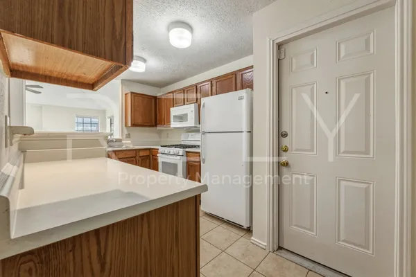 $1,895 | 604 David Curry Drive, Round Rock, TX 78664
