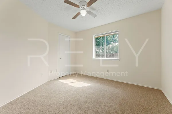 $1,895 | 604 David Curry Drive, Round Rock, TX 78664