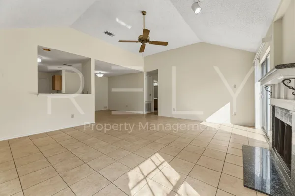 $1,895 | 604 David Curry Drive, Round Rock, TX 78664