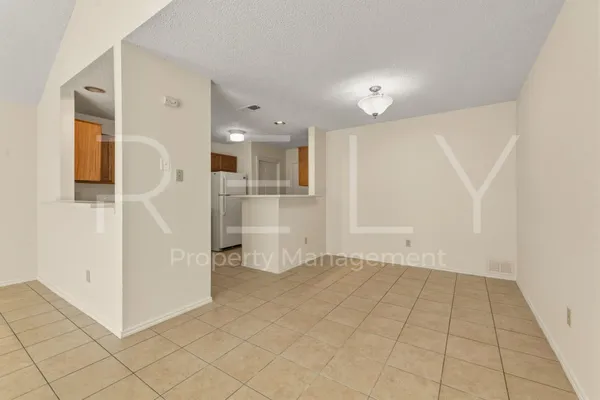 $1,895 | 604 David Curry Drive, Round Rock, TX 78664
