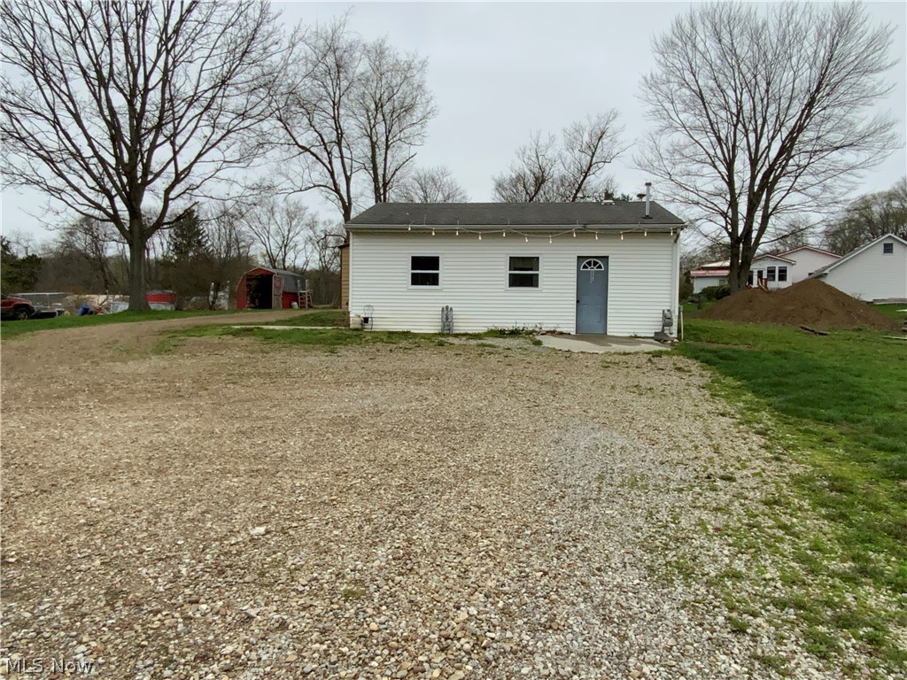 1112 Mick Road Wellsville, OH 43968 - Photo 2 of 15