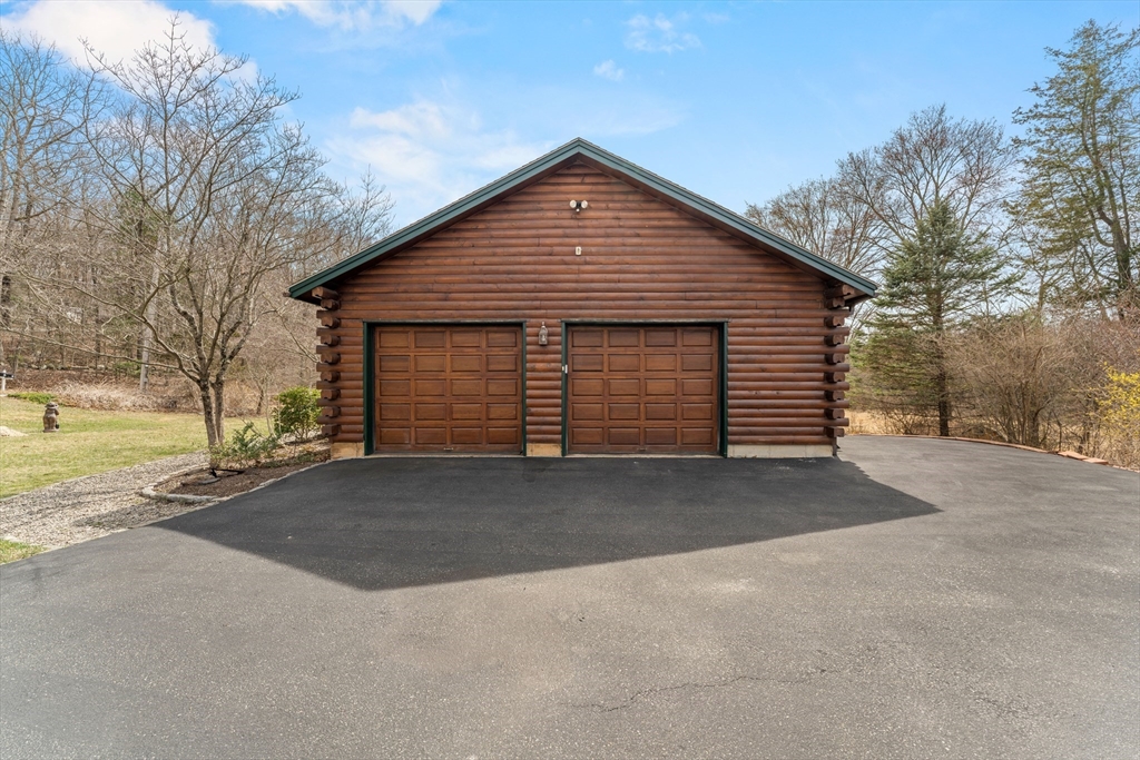 15 Quisset Road Mendon, MA 01756 - Photo 34 of 36 Gallery Image 34