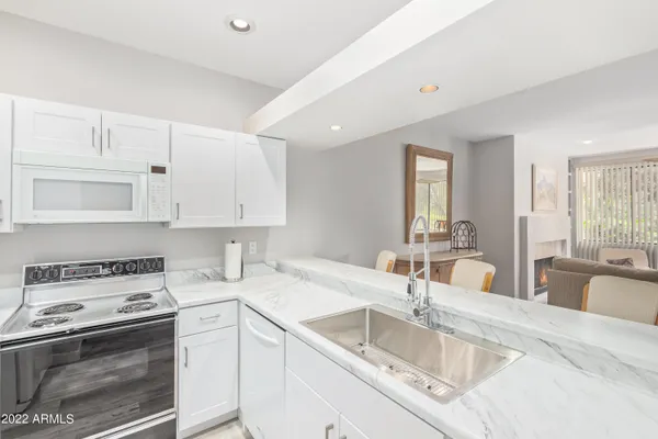 $5,500 | 7700 East Gainey Ranch Road, Unit 101, Scottsdale, AZ 85258