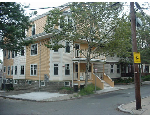 32 Central Road, Unit 2 Somerville, MA 02143 - Photo 1 of 1 Gallery Image 1