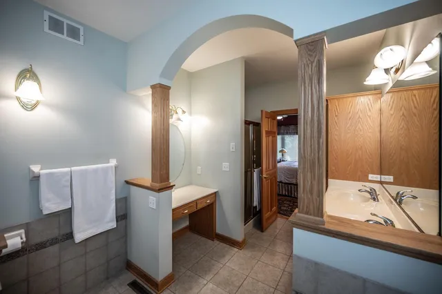 $875,000 | 4525 Alicia Drive, Eagan, MN 55077