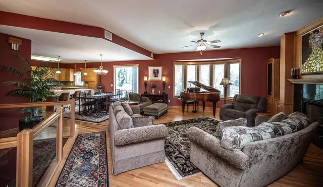 $875,000 | 4525 Alicia Drive, Eagan, MN 55077