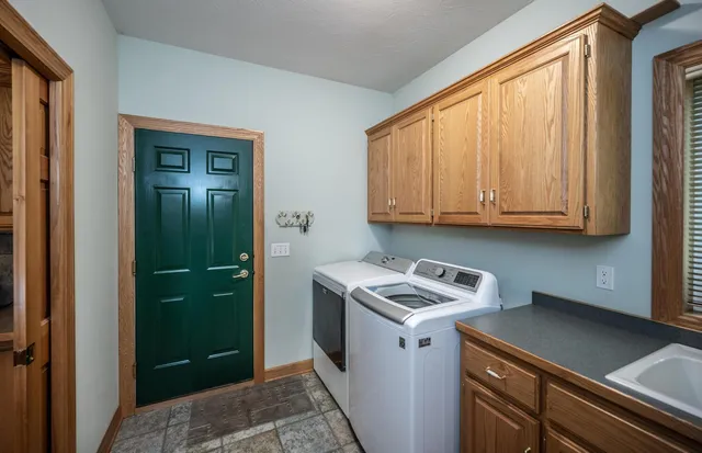 $875,000 | 4525 Alicia Drive, Eagan, MN 55077