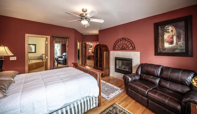 $875,000 | 4525 Alicia Drive, Eagan, MN 55077