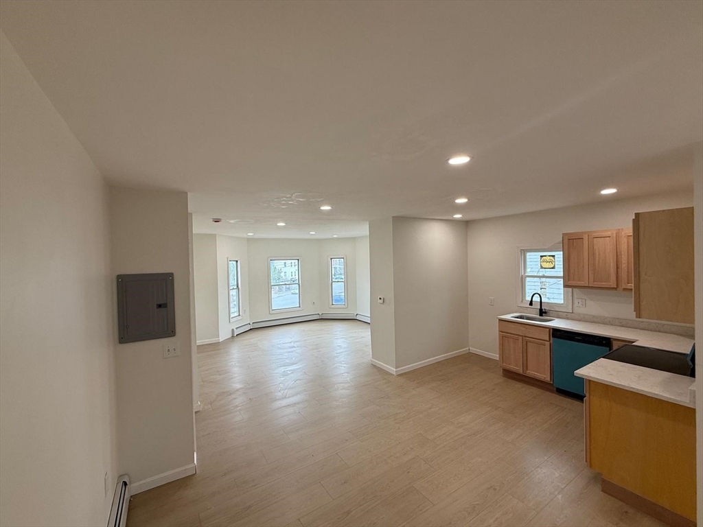 76 Lowell Street, Unit 2 Methuen, MA 01844 - Photo 1 of 6