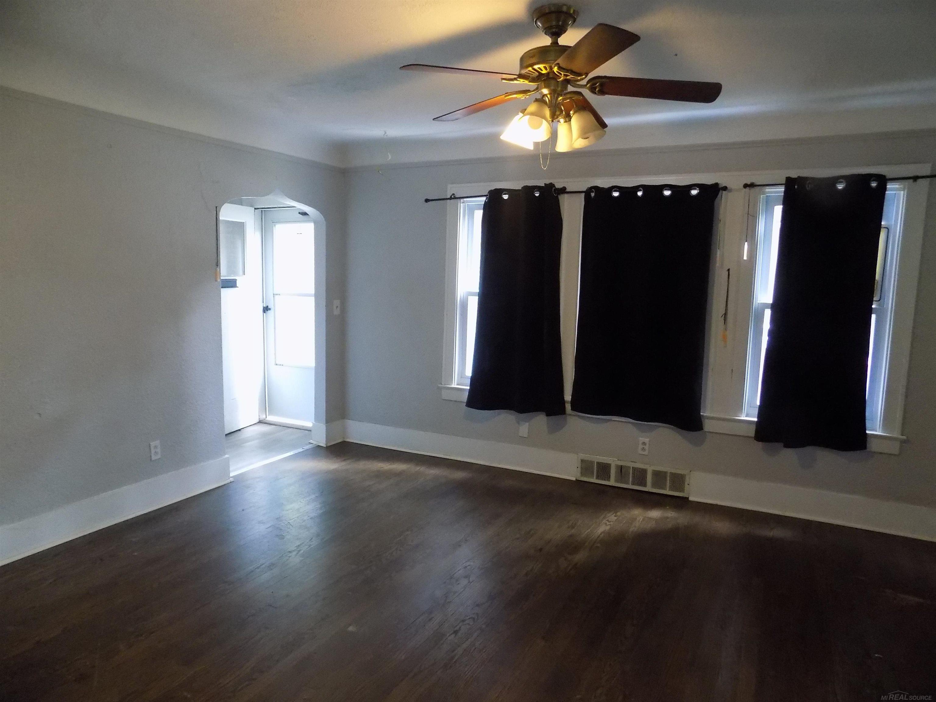 35920 John R Street Wayne, MI 48184 - Photo 5 of 11