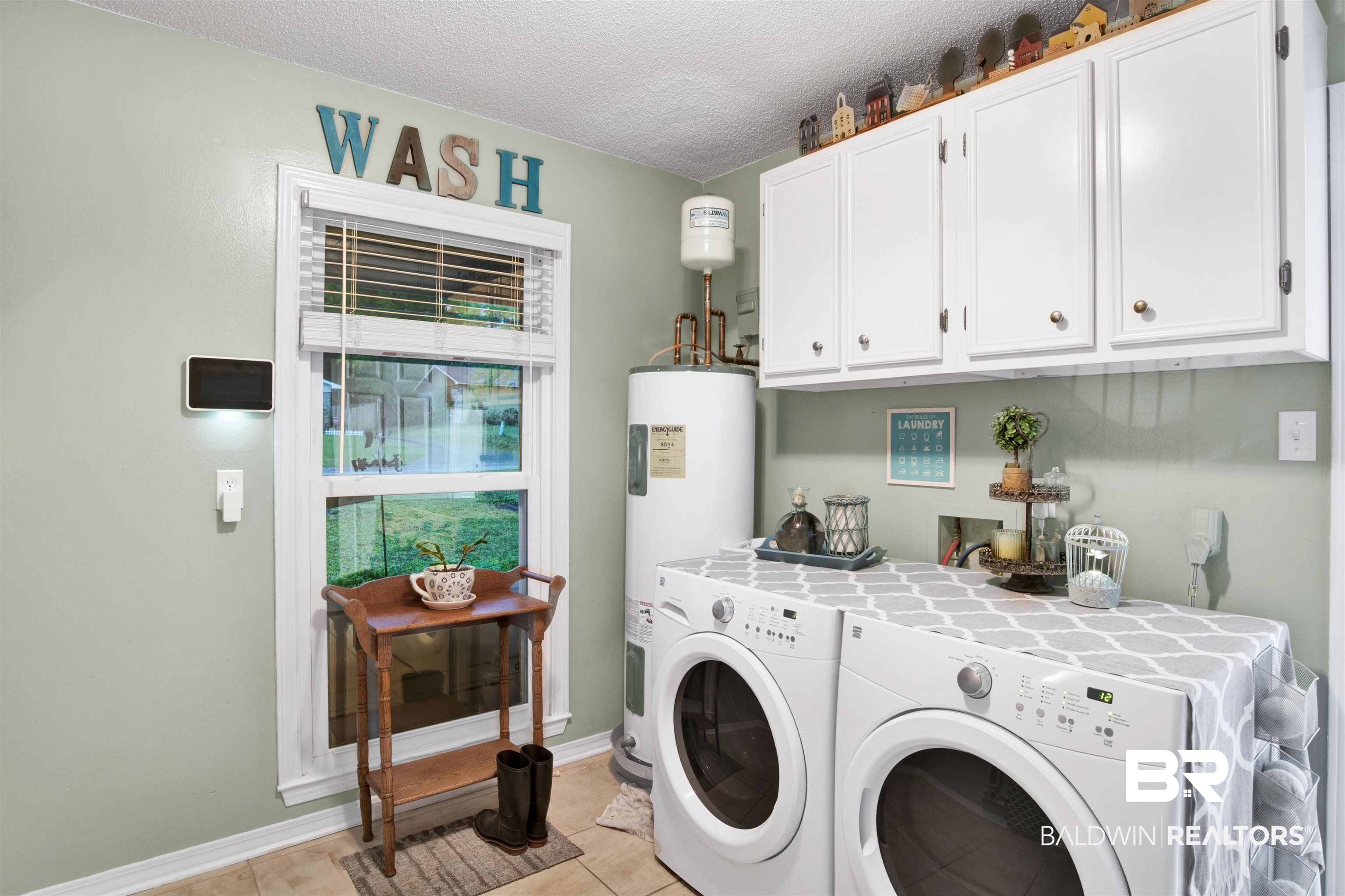8461 Placid Drive Mobile, AL 36695 - Photo 25 of 47 Laundry Room