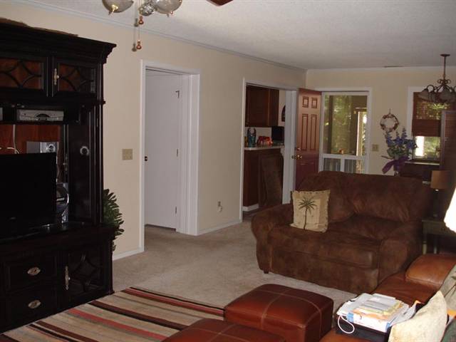912 Prince William Court Murrells Inlet, SC 29576 - Photo 2 of 12 Gallery Image 2