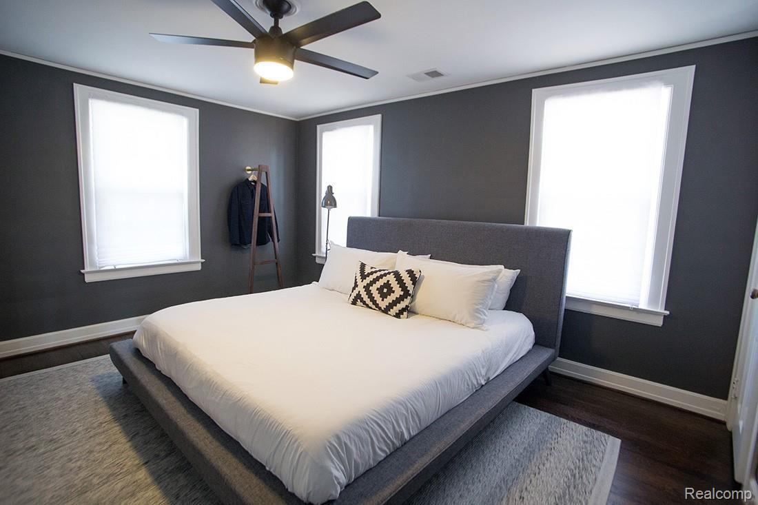 860 Lincoln Road Grosse Pointe, MI 48230 - Photo 17 of 26 15.jpg