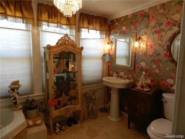 132 Albertson Street Rochester, MI 48307 - Photo 31 of 44 GetMediaVF0LLNB2.jpg