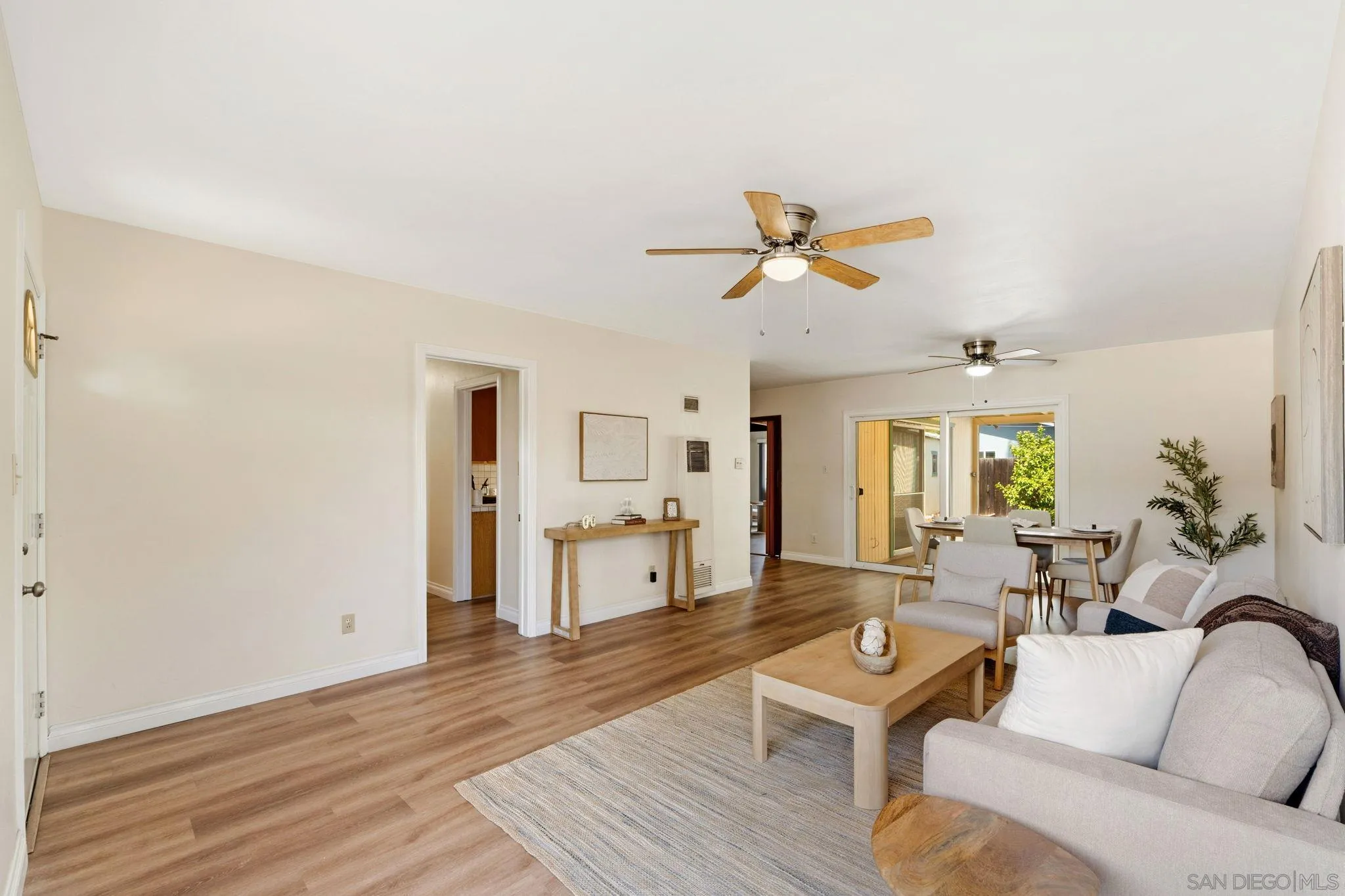 1416 South Maple Street Escondido, CA 92025 - Photo 5 of 48