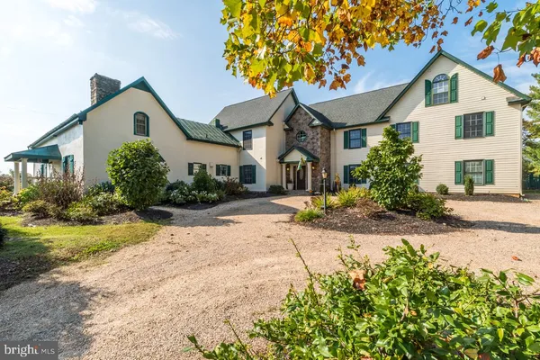 $2,490,000 | 5024 Leeds Manor Road, Hume, VA 22639