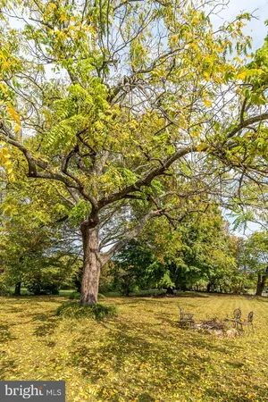 $2,490,000 | 5024 Leeds Manor Road, Hume, VA 22639