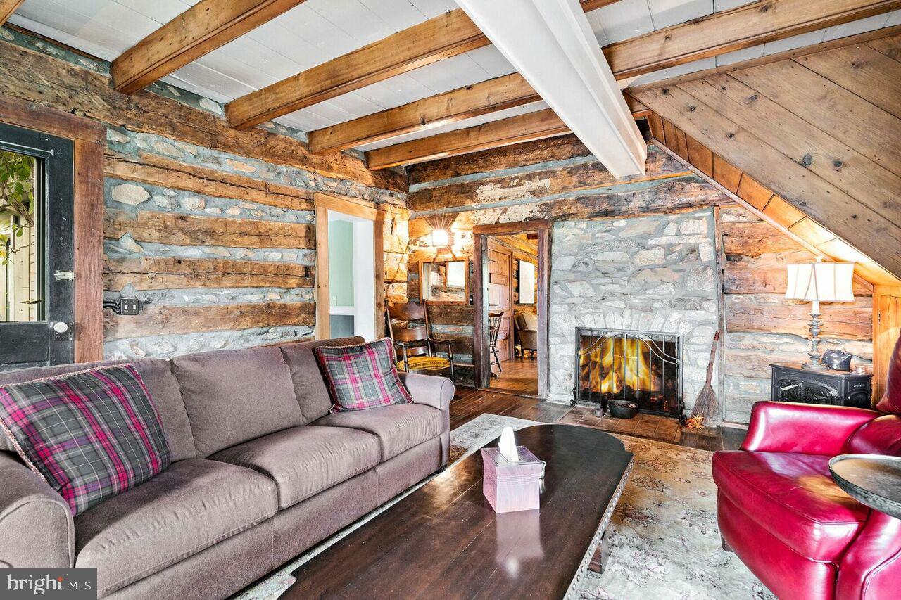 5024 Leeds Manor Road Hume, VA 22639 - Photo 13 of 57 Free State Room